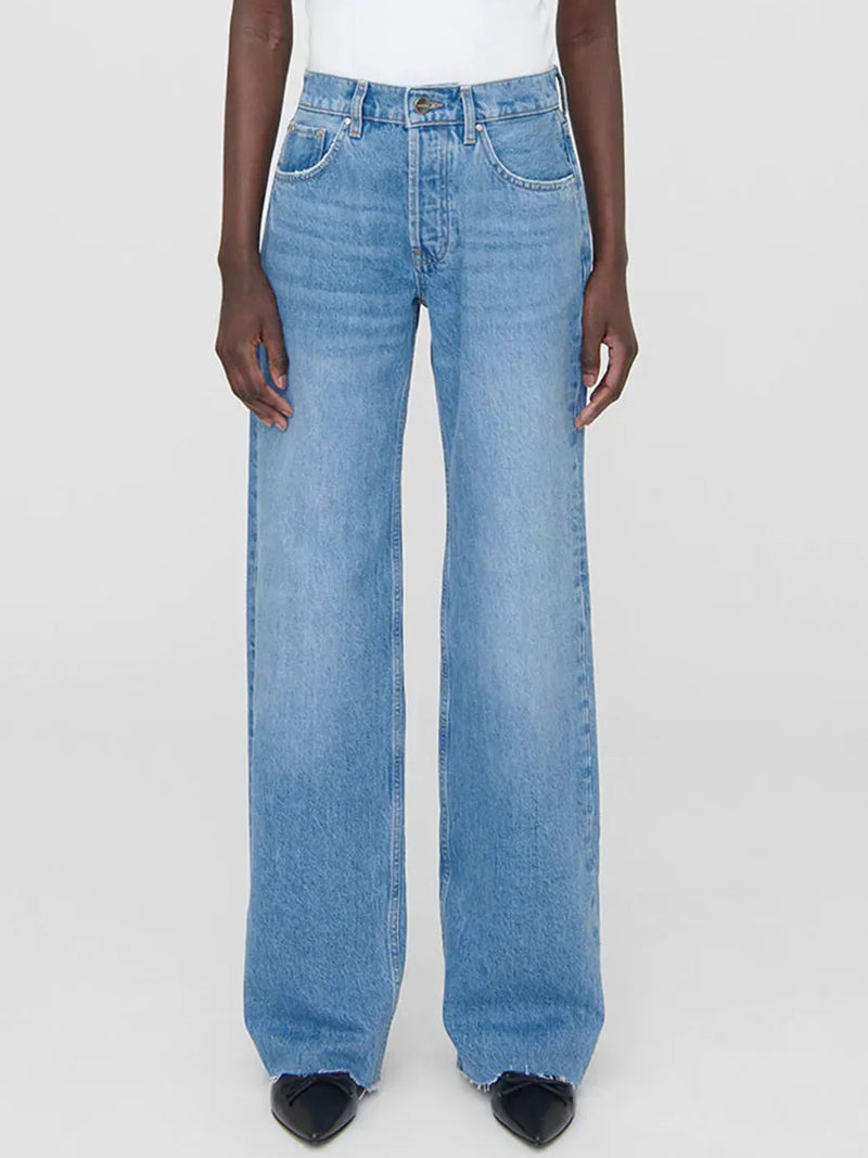 Sophisticated Garment with a Clean Classic Look
