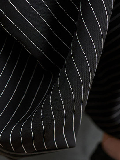 Sophisticated Pants with a Clean Classic Look