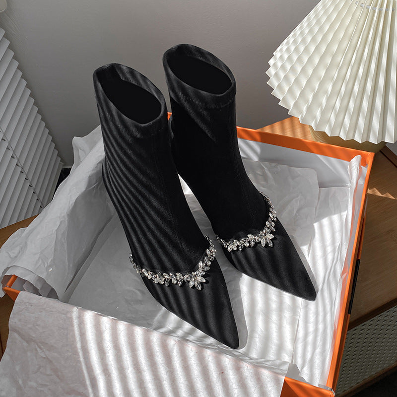 Classic Vintage Boots with a Flattering Fit
