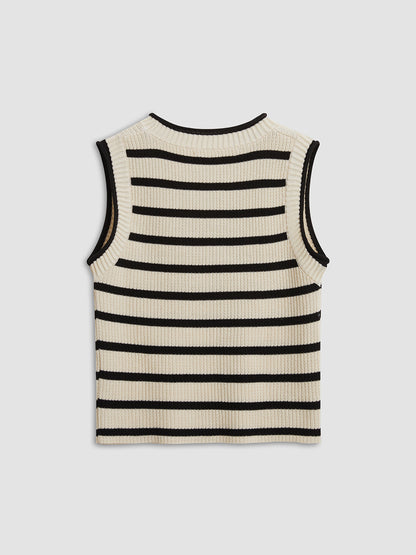 Elegantly Styled Top for Everyday Wear
