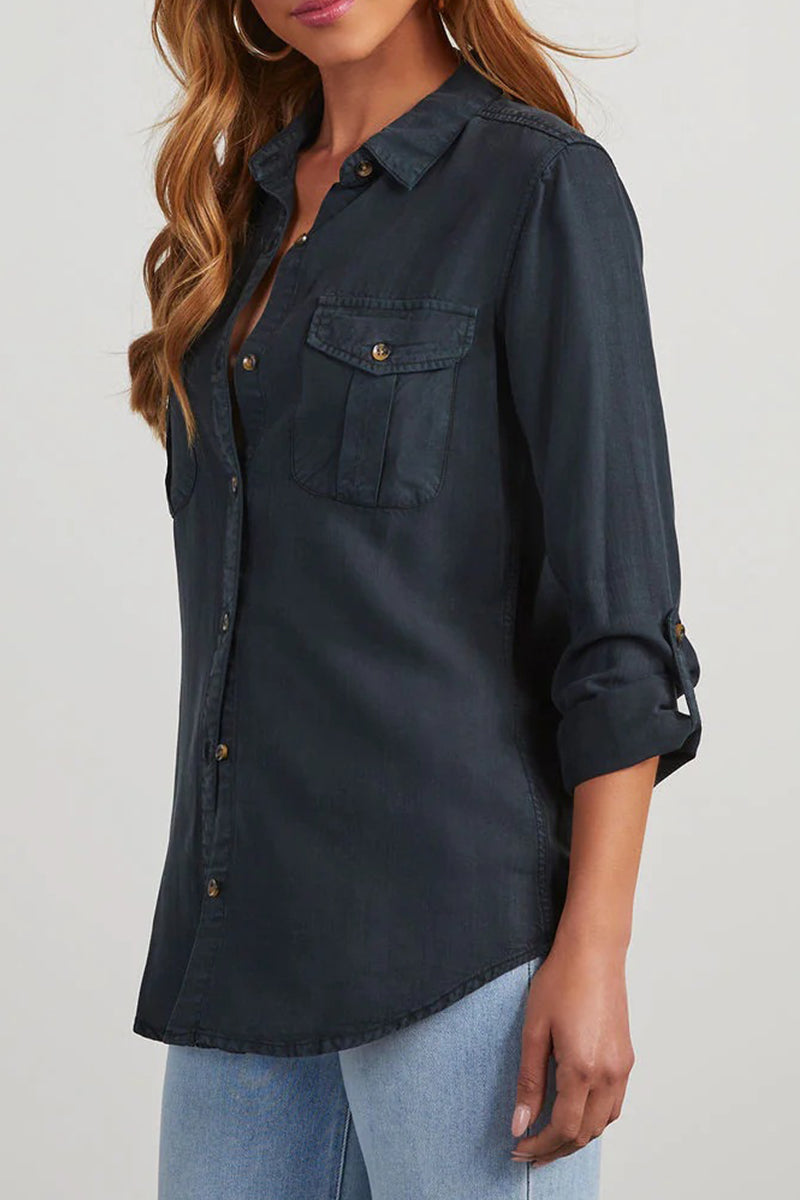 Beautifully Crafted Blouse in a Classic Style