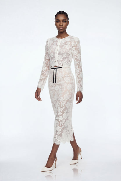 Sophisticated Garment with a Clean Classic Look