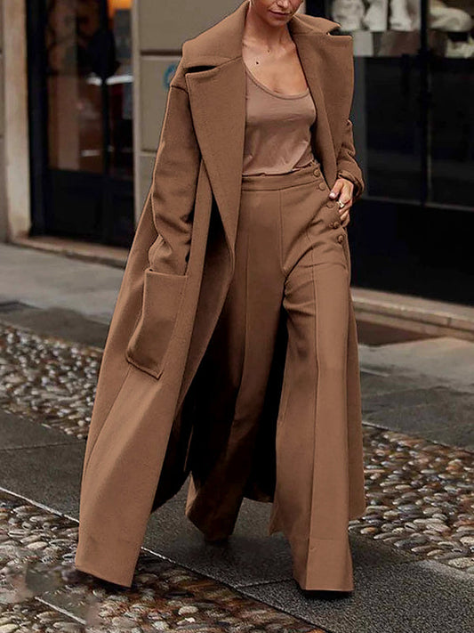 Beautifully Finished Coat in a Timeless Design
