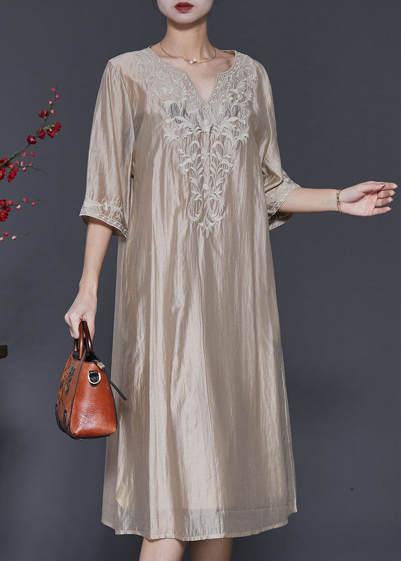 Beautifully Crafted Dress in a Classic Style