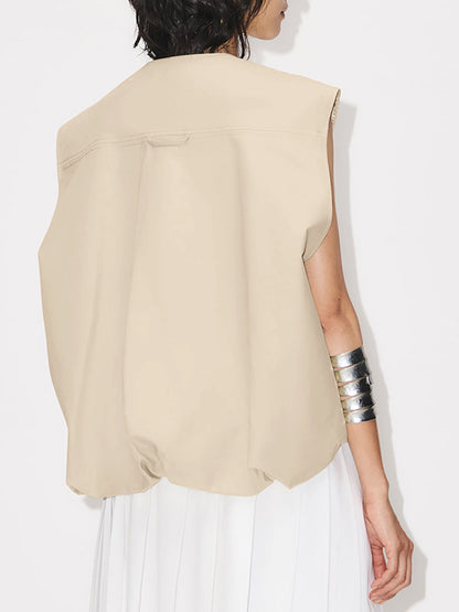 Sophisticated Garment with a Clean Classic Look