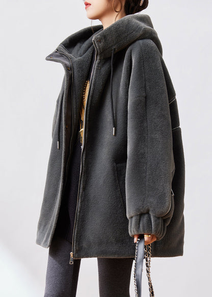 Classic Vintage & Enduringly Stylish Coat