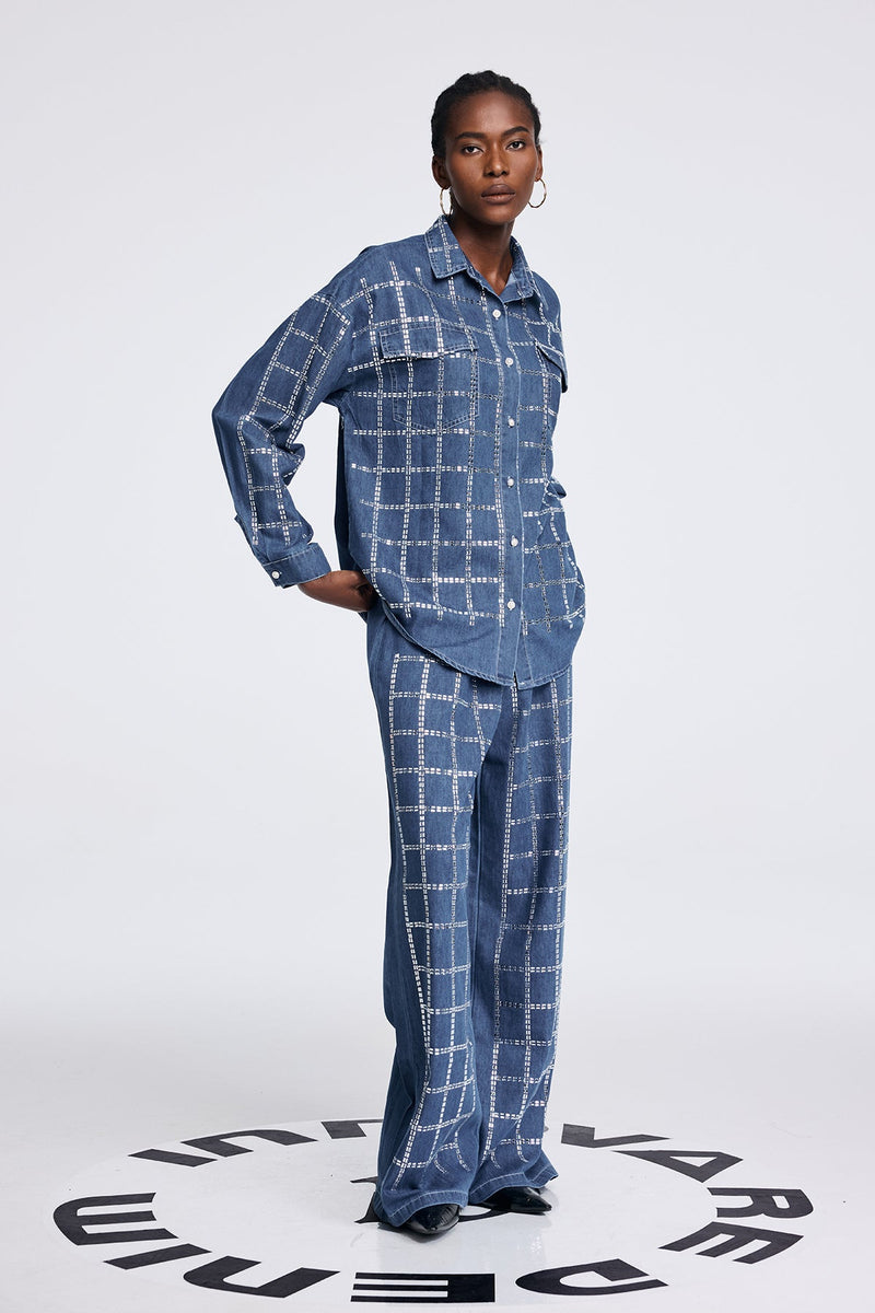 Well Tailored Shirt with a Graceful Silhouette