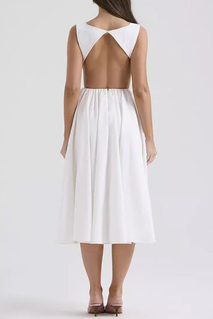 A Vintage Style Dress with Delicate Timeless Details