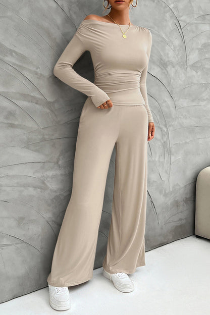 A Vintage Style Pants with Delicate Timeless Details