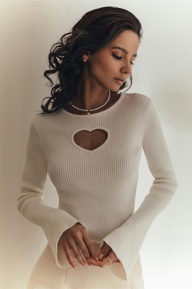 Elegantly Styled Top for Everyday Wear