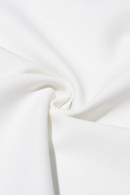 Sophisticated Garment with a Clean Classic Look