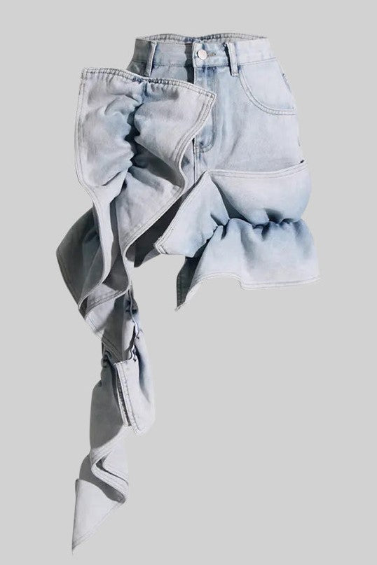 Sophisticated Garment with a Clean Classic Look