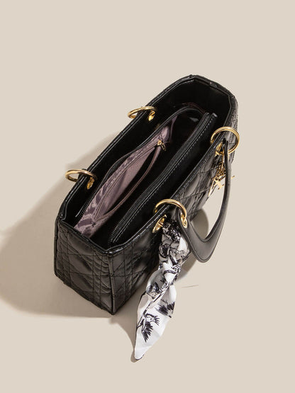 Classic Vintage Bag with a Flattering Fit