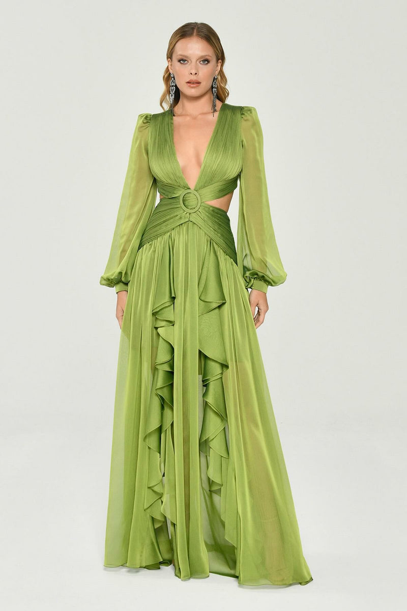 Well Tailored Dress with a Graceful Silhouette