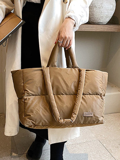 Well Tailored Bag with a Graceful Silhouette
