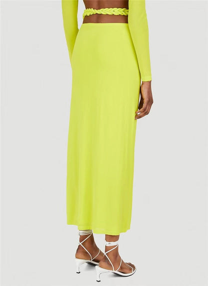 Effortlessly Elegant Top with a Timeless Design