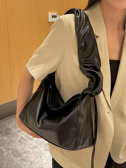 Sophisticated Bag with a Clean Classic Look