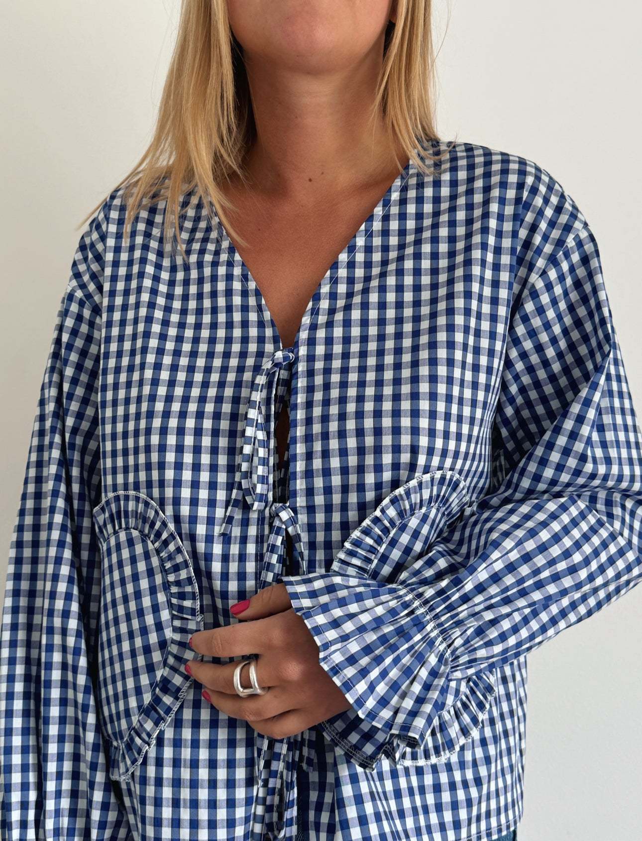Gracefully Styled Shirt for Any Occasion