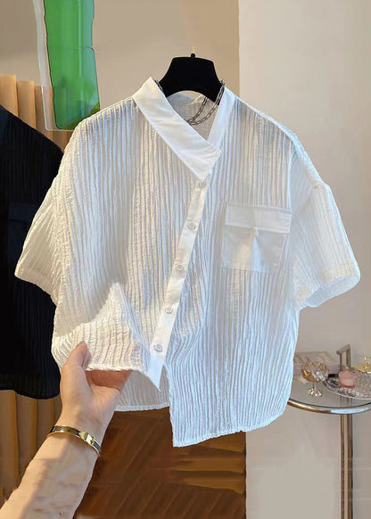 Effortlessly Elegant Blouse with a Timeless Design