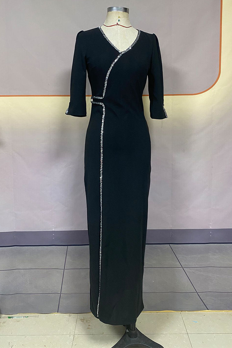 Well Tailored Dress with a Graceful Silhouette