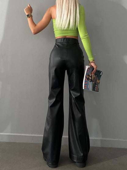 Classic Vintage Trousers with a Flattering Fit