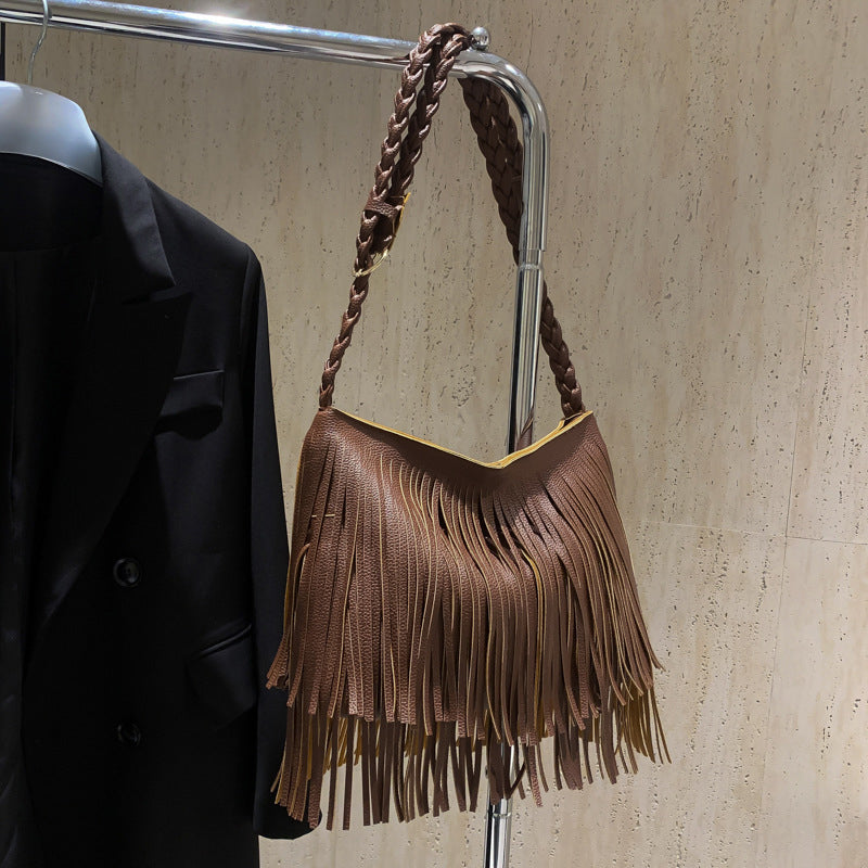Beautifully Finished Bag in a Timeless Design