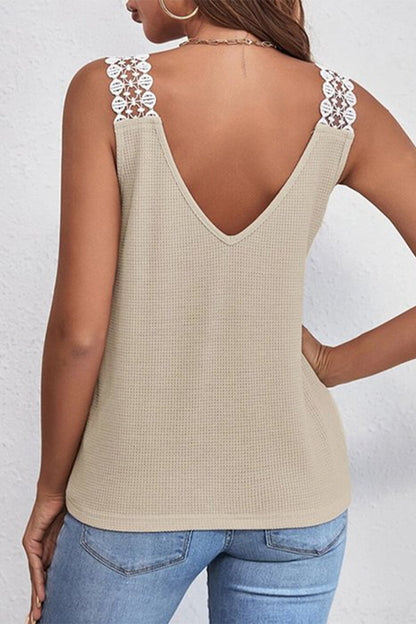 Beautifully Finished Top in a Timeless Design