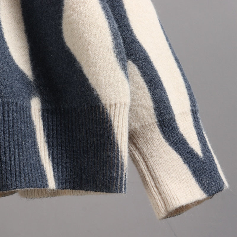 Elegantly Styled Sweater for Everyday Wear