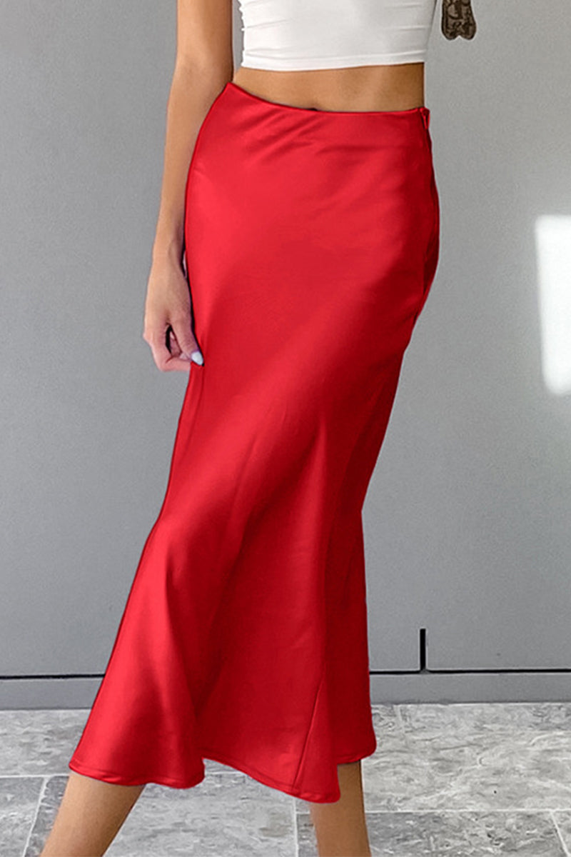 Sophisticated Garment with a Clean Classic Look