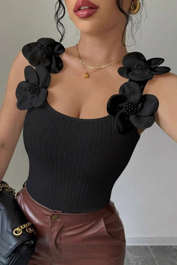 Effortlessly Elegant Top with a Timeless Design