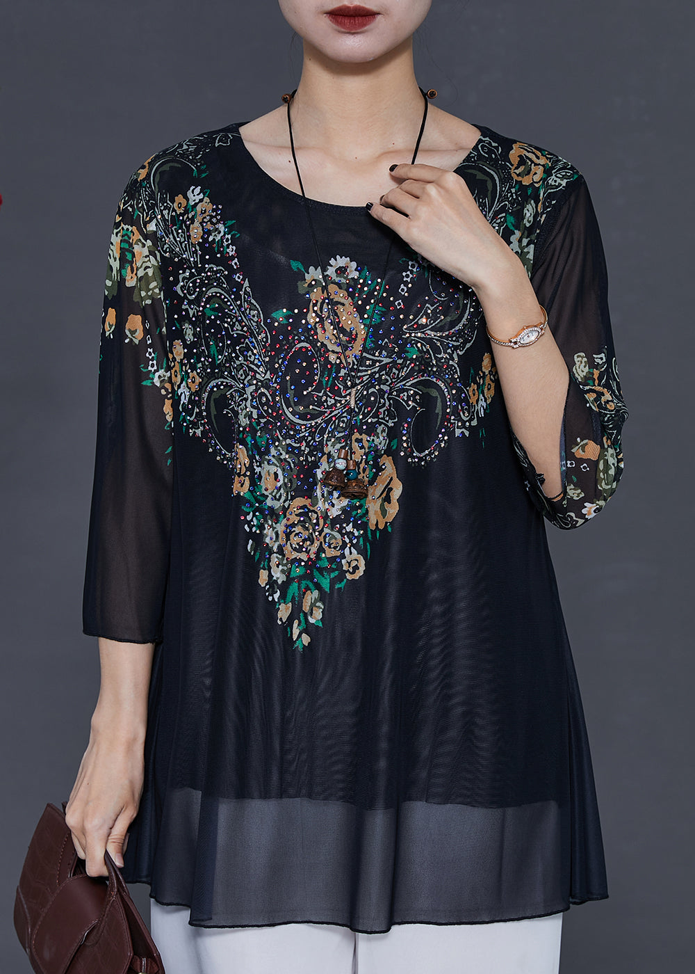 Elegantly Styled Blouse for Everyday Wear