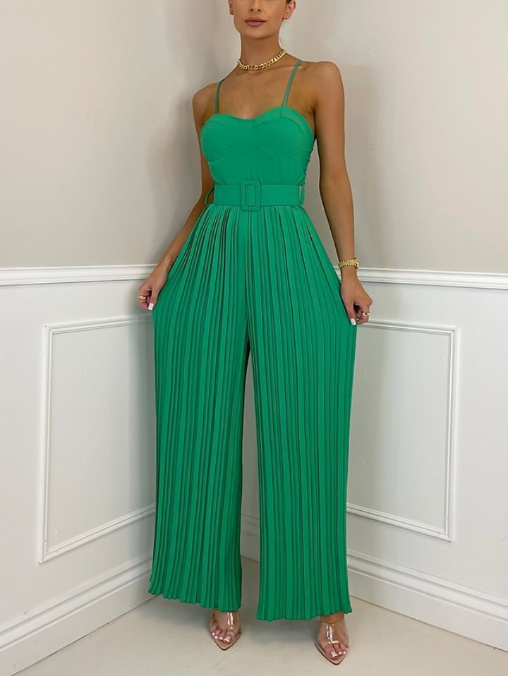 Gracefully Styled Garment for Any Occasion
