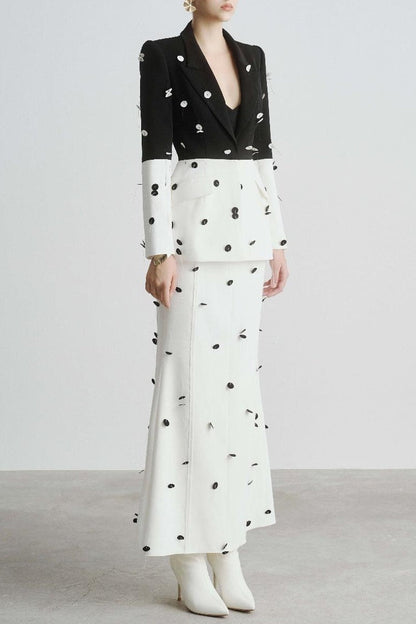 Well Tailored Garment with a Graceful Silhouette