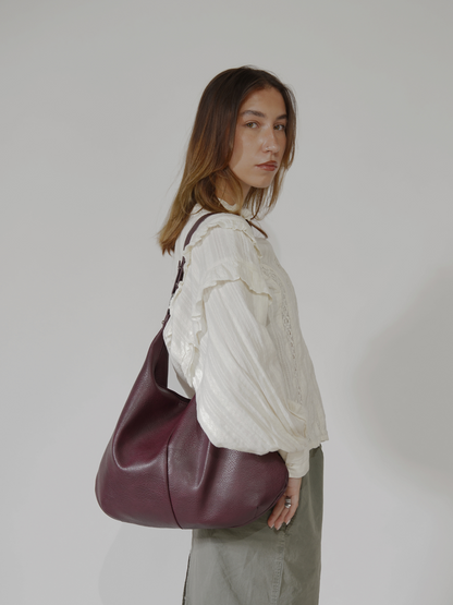 Effortlessly Elegant Bag with a Timeless Design