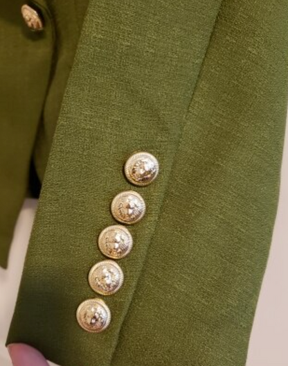 Gracefully Styled Garment for Any Occasion