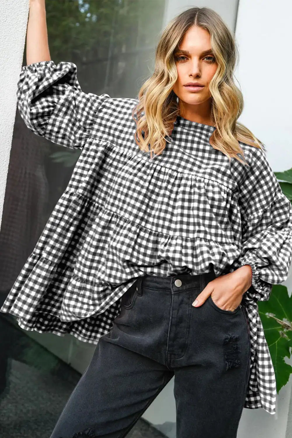 Effortlessly Elegant Blouse with a Timeless Design