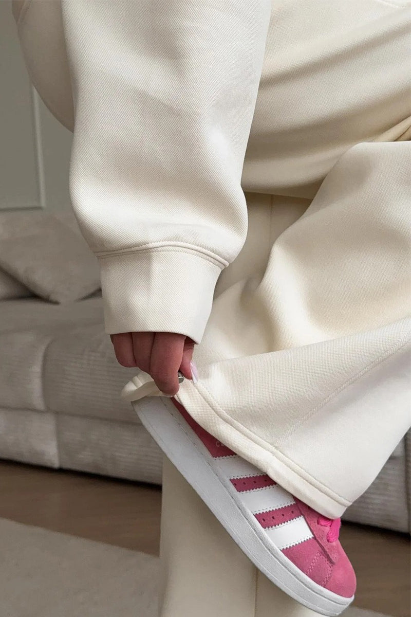 Elegantly Styled Pants for Everyday Wear