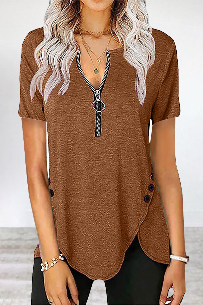 Classic Vintage T-Shirt with a Flattering Fit