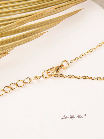 Effortlessly Elegant Garment with a Timeless Design