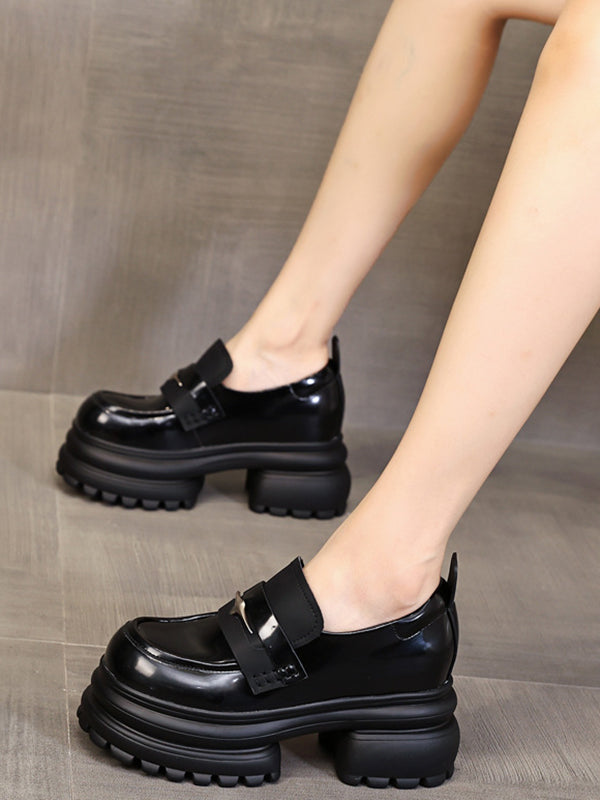 A Vintage Style Shoes with Delicate Timeless Details