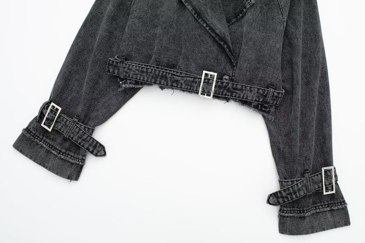 Gracefully Styled Coat for Any Occasion