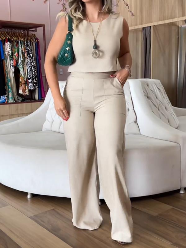 Sophisticated Pants with a Clean Classic Look