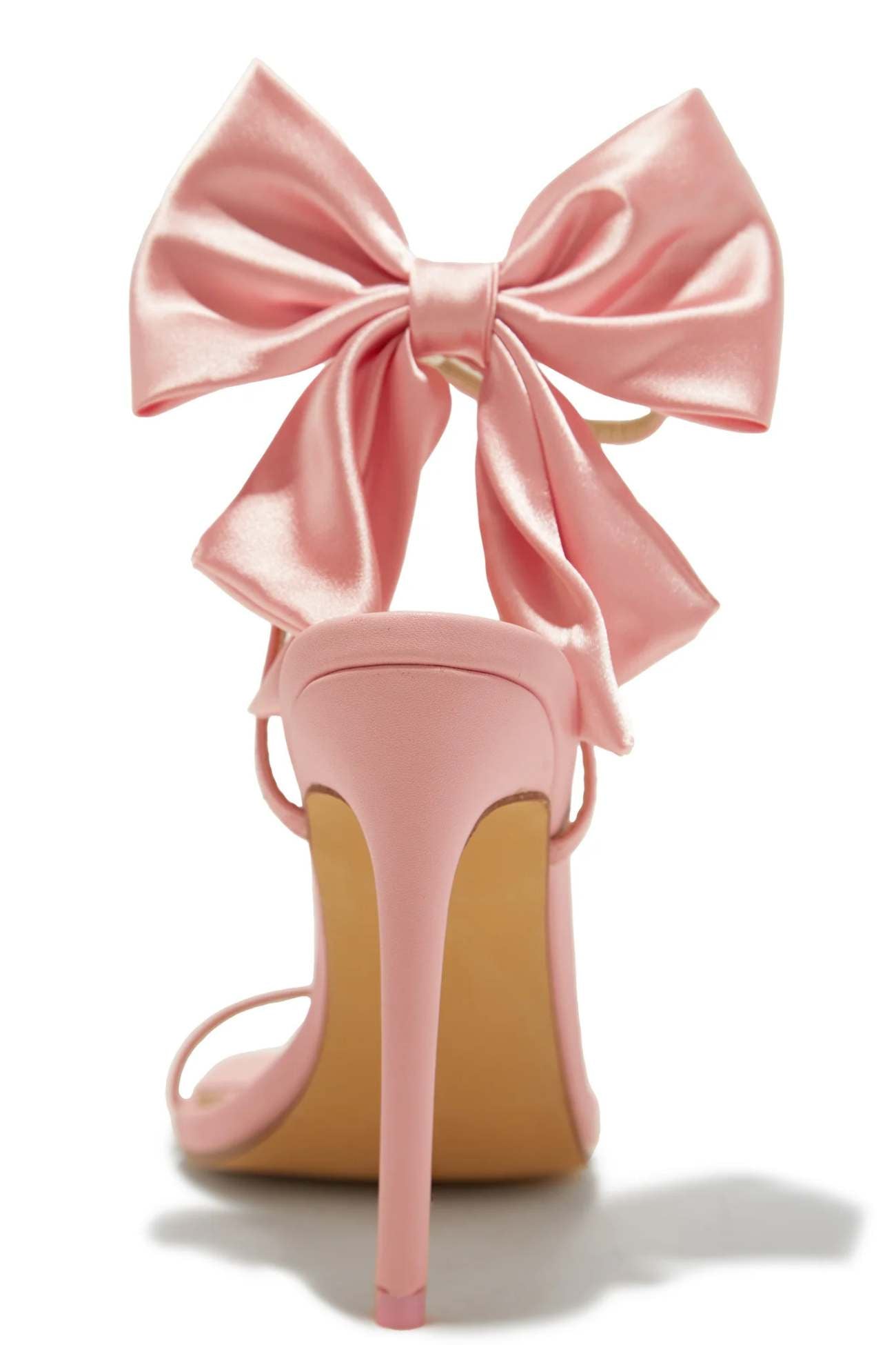 Polished Heels with an Effortless Classic Look