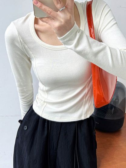Well Tailored T-Shirt with a Graceful Silhouette