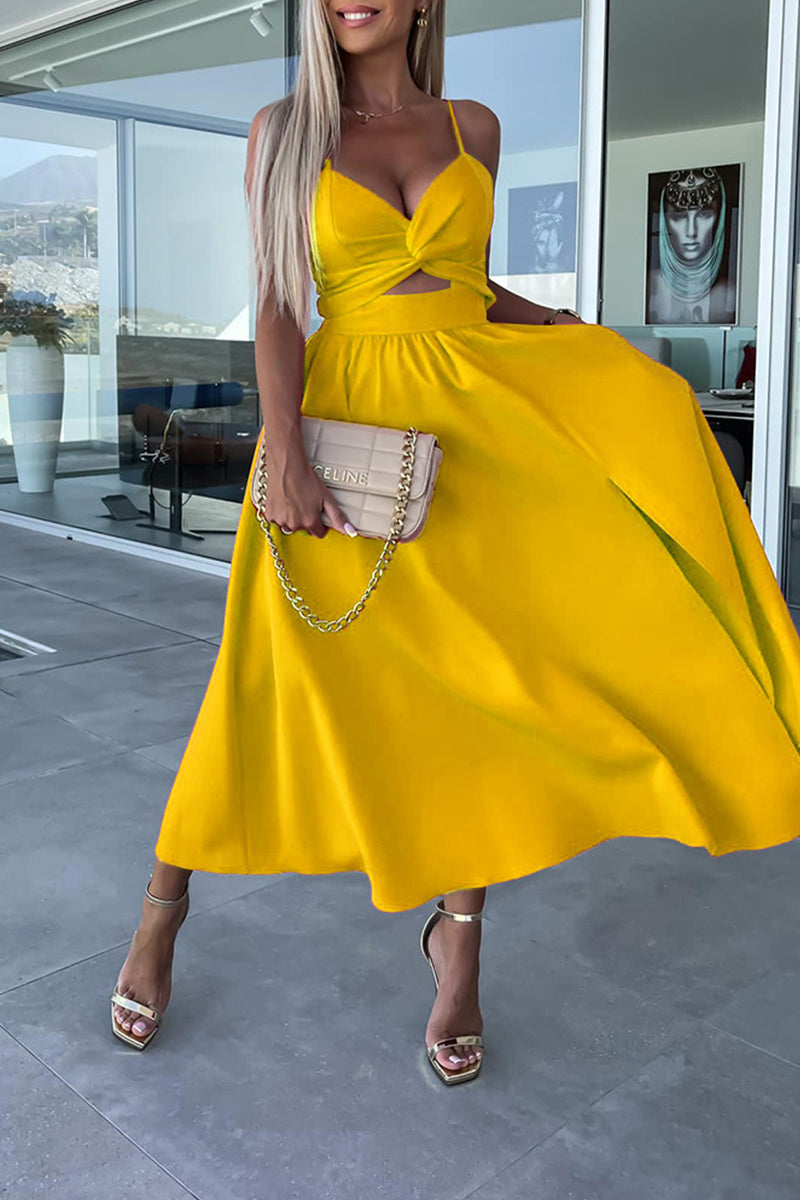 Effortlessly Elegant Dress with a Timeless Design