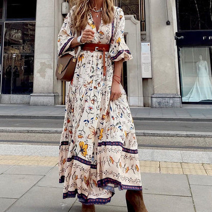 Classic Vintage Dress with a Flattering Fit