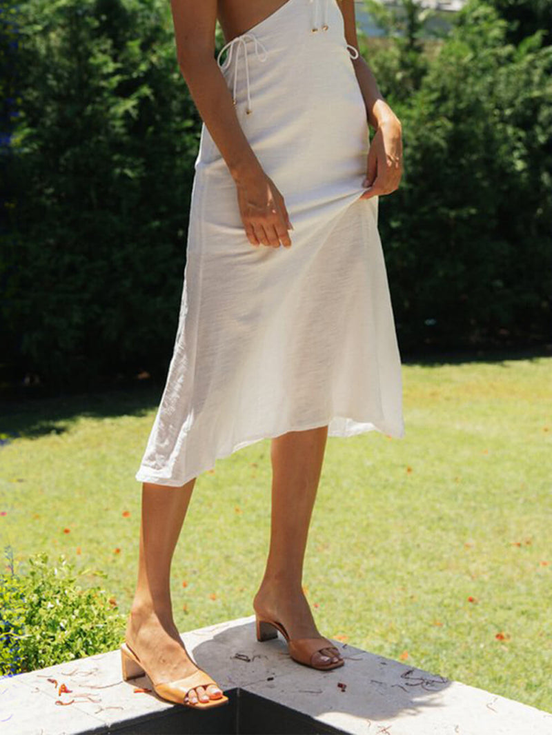 A Vintage Style Dress with Delicate Timeless Details