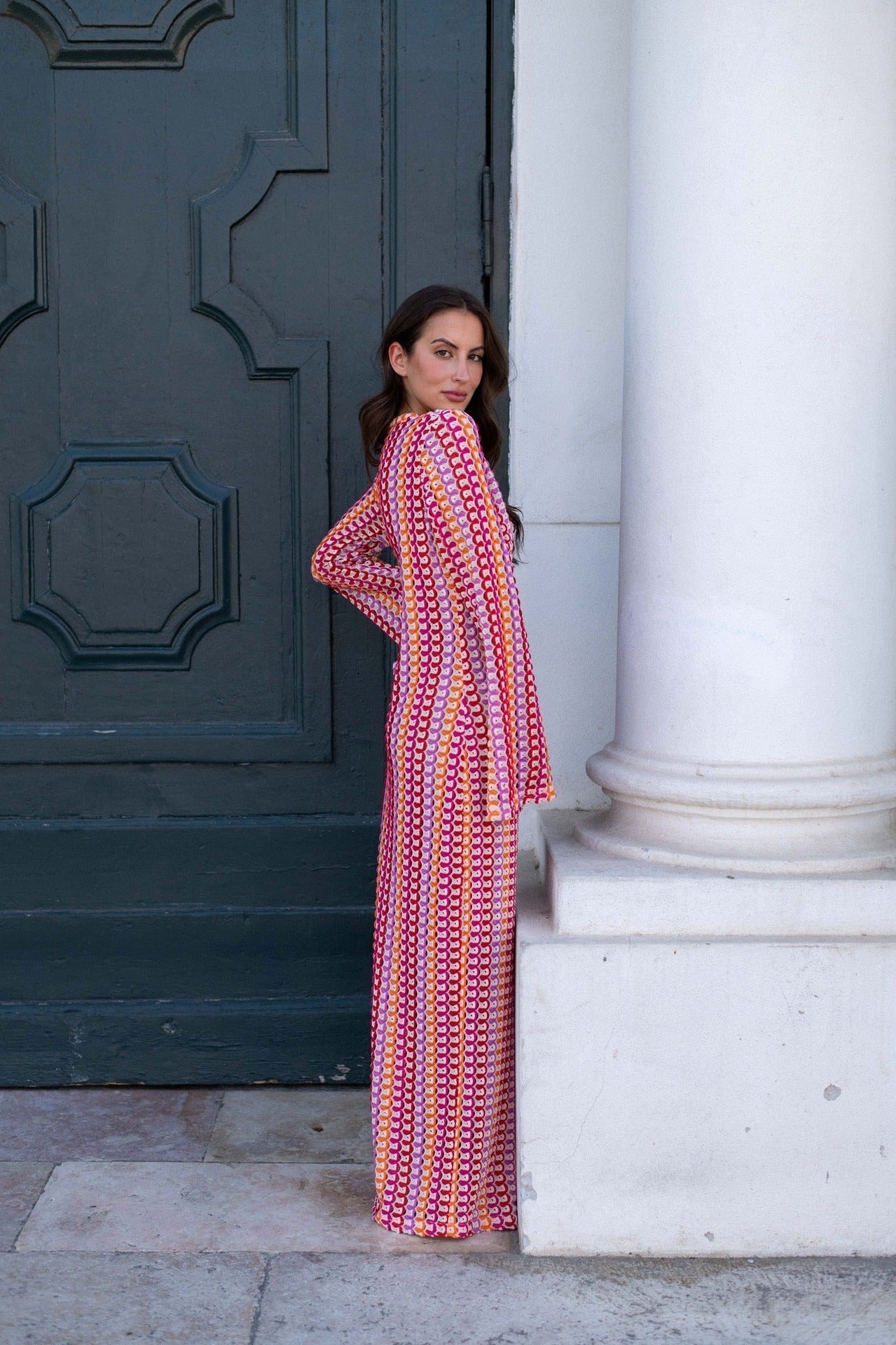 Classic Vintage Dress with a Flattering Fit