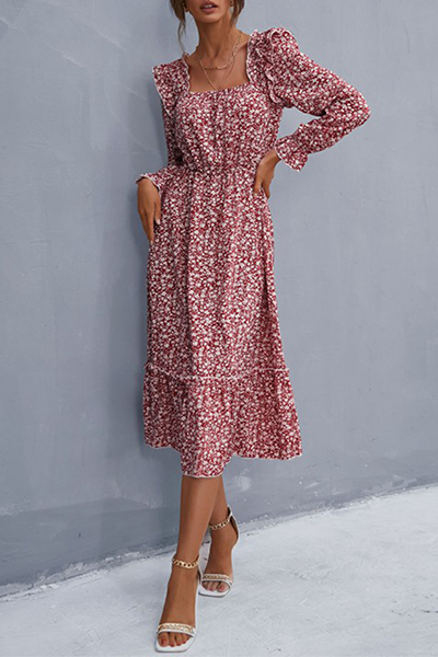 Classic Vintage Dress with a Flattering Fit
