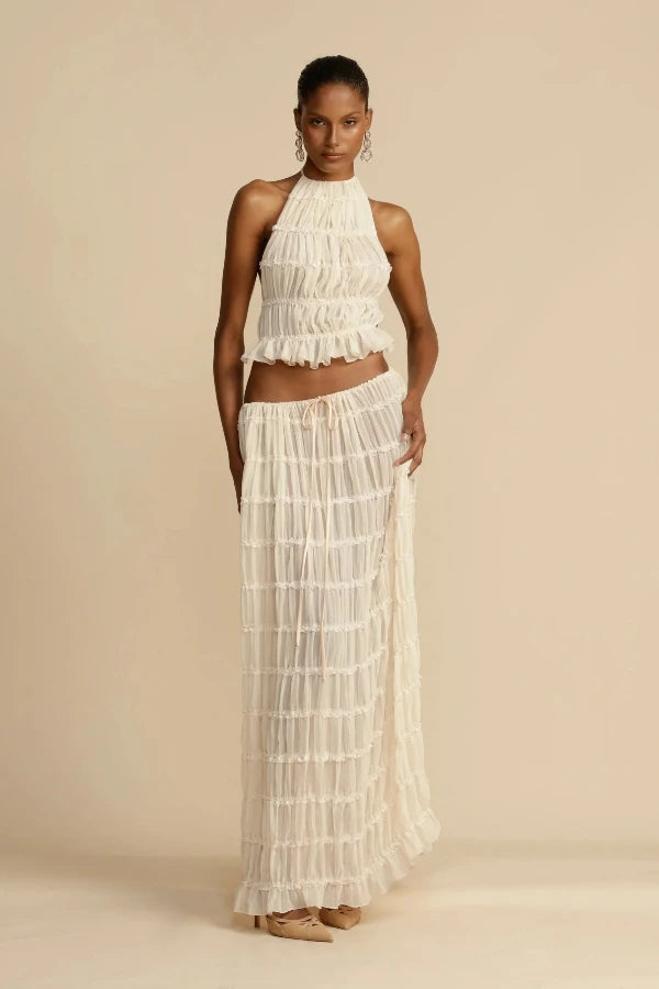 Well Tailored Garment with a Graceful Silhouette